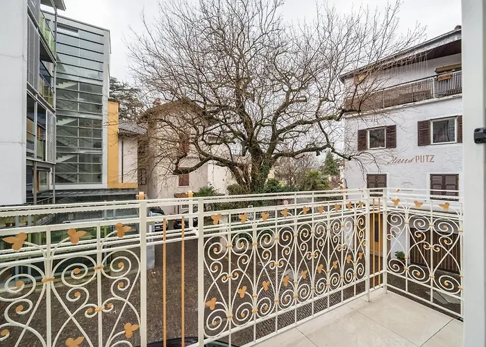 Steiner 1 - Silverstone דירה מראנו